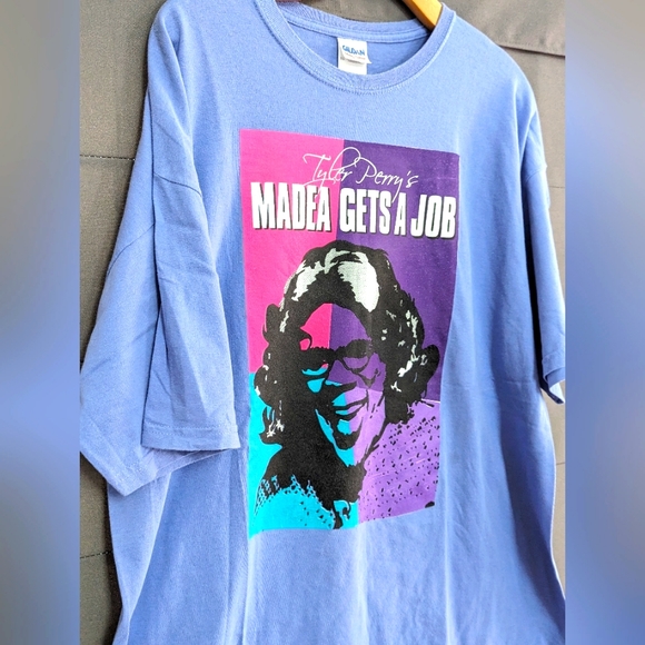 Tyler Perry's 'Madea Gets a Job' Movie Promo T-Shirt - Picture 2 of 4